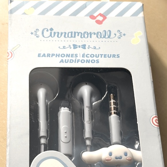 Cinnamoroll Earphones Sanrio - Picture 2 of 2